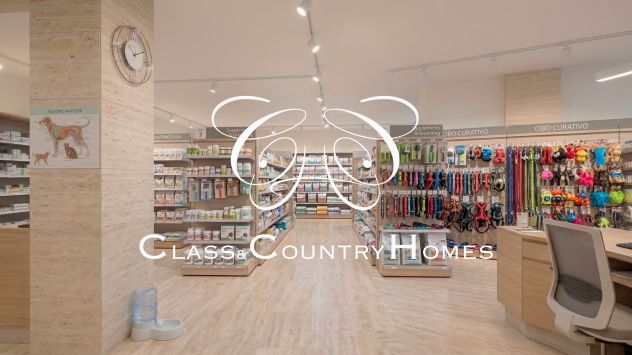 negozio in vendita a Roma in zona Olgiata