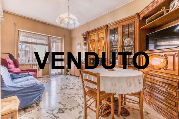 appartamento in vendita a Roma in zona Appio Claudio