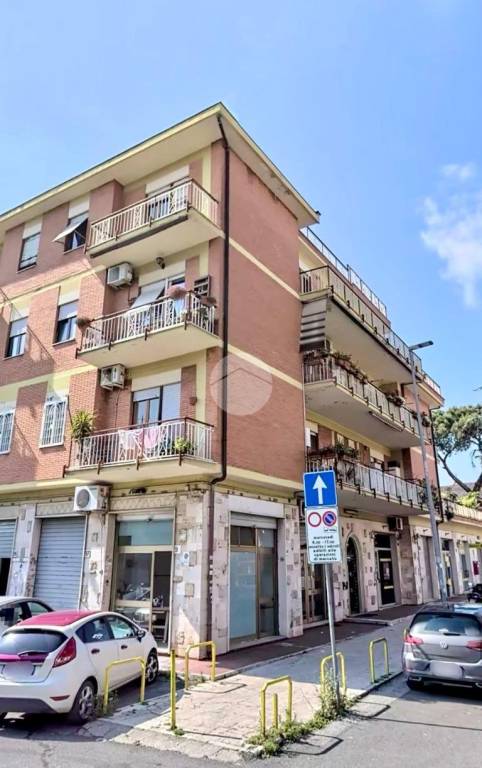 appartamento in vendita a Roma in zona Colle Prenestino