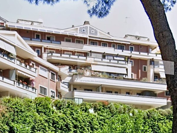 appartamento in vendita a Roma in zona Ardeatino
