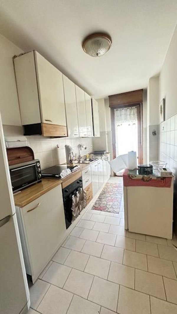 appartamento in vendita a Roma in zona Tor Bella Monaca