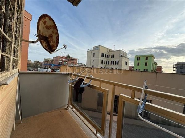 appartamento in vendita a Roma in zona Ostia