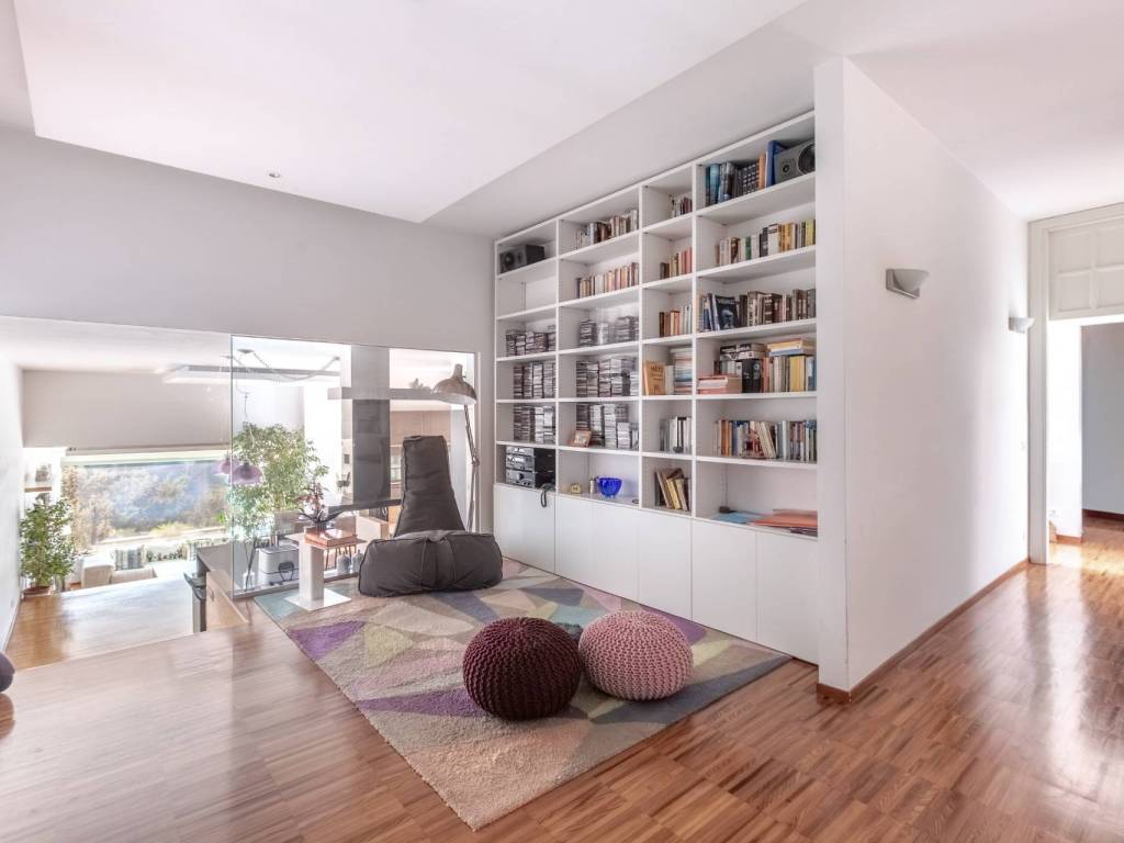 appartamento in vendita a Roma in zona Tor di Quinto