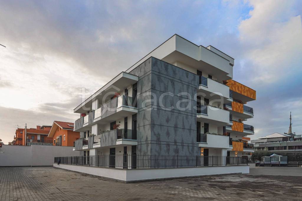 appartamento in vendita a Roma in zona Tor Bella Monaca