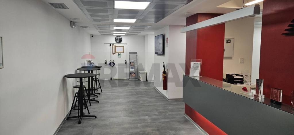 ufficio in vendita a Roma in zona EUR