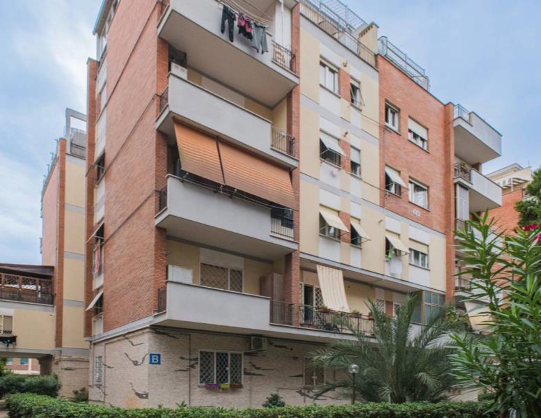appartamento in vendita a Roma in zona Ostia