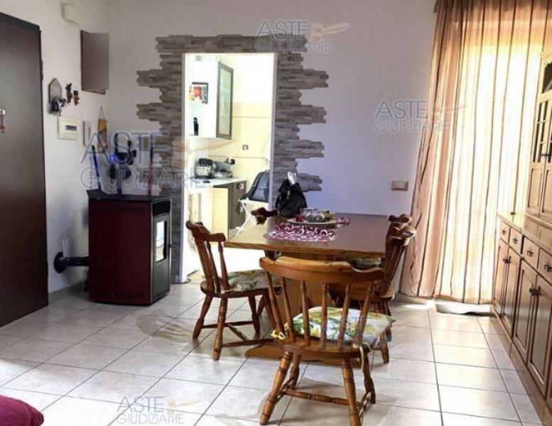 appartamento in vendita a Roma in zona Ponte di Nona