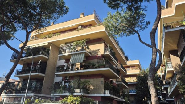 appartamento in vendita a Roma in zona Monte Sacro/Talenti