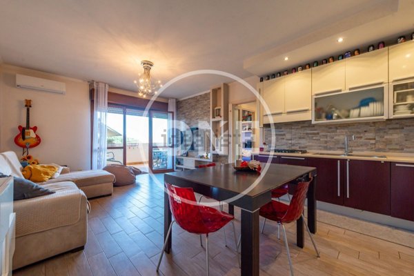 appartamento in vendita a Roma in zona Ponte di Nona