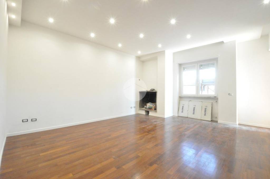 appartamento in vendita a Roma in zona Finocchio