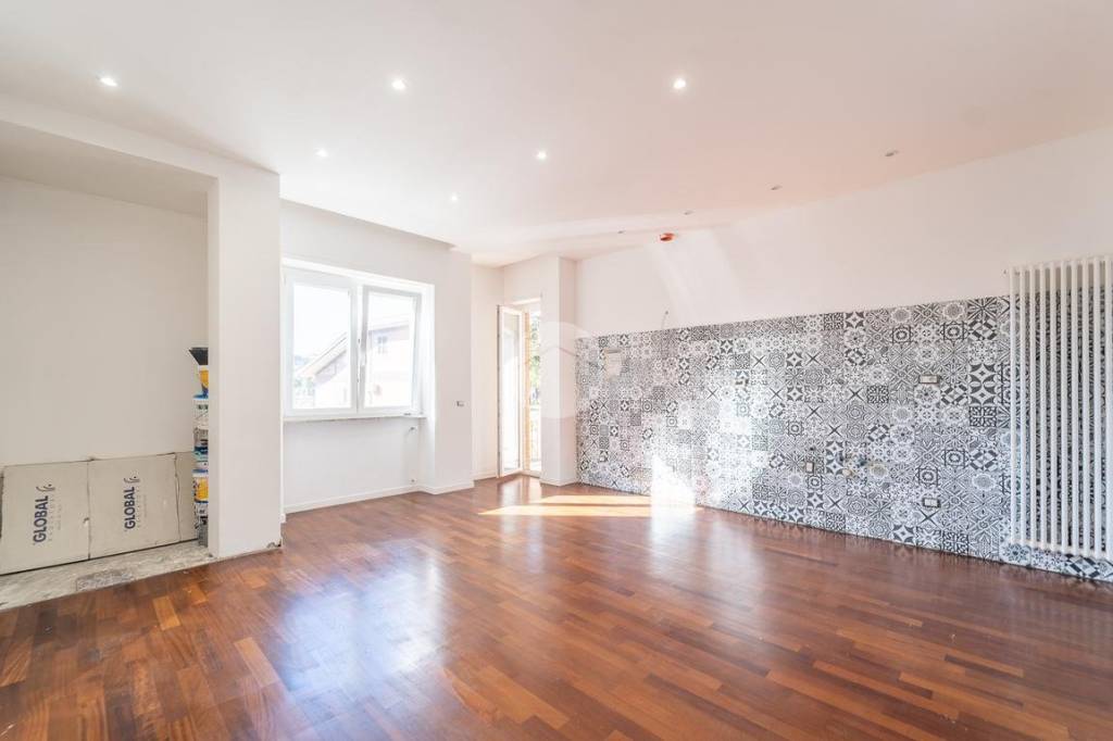 appartamento in vendita a Roma in zona Finocchio