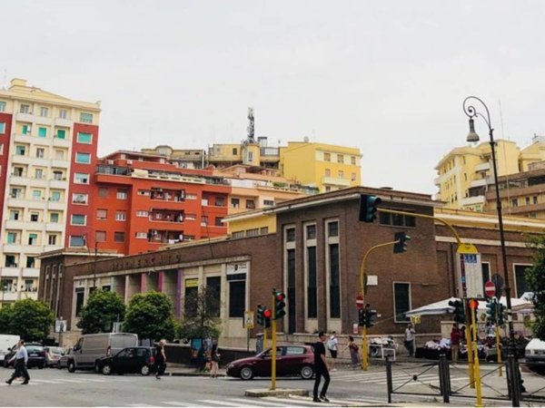 appartamento in vendita a Roma in zona Nomentano