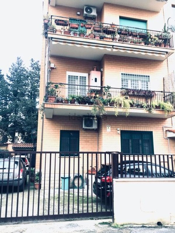 appartamento in vendita a Roma in zona Labaro