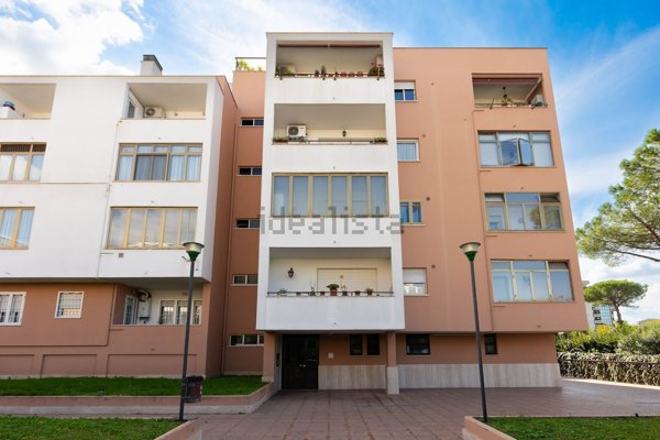 appartamento in vendita a Roma in zona Ardeatino