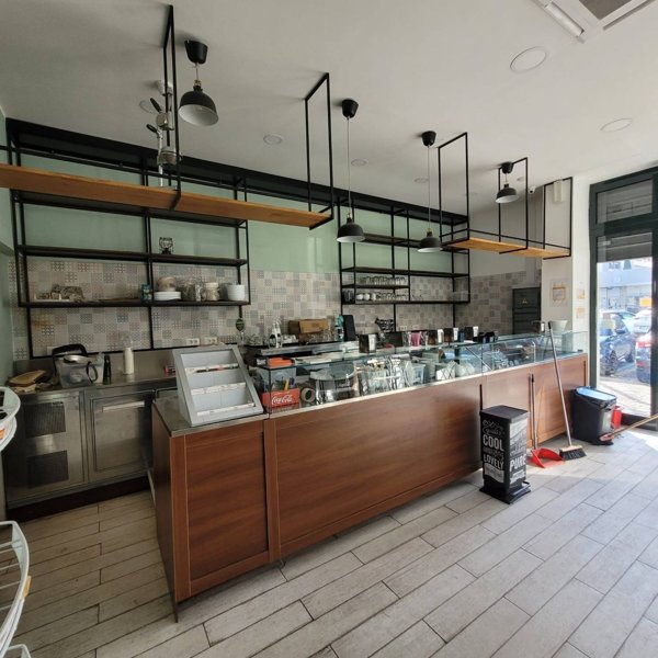 negozio in vendita a Roma in zona EUR