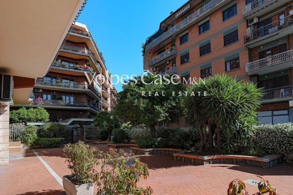 appartamento in vendita a Roma in zona Monte Sacro/Talenti