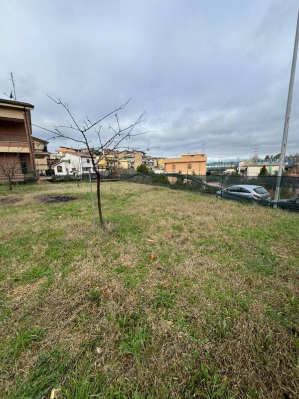 appartamento in vendita a Roma in zona Lunghezza