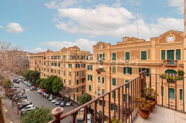 appartamento in vendita a Roma in zona Della Vittoria