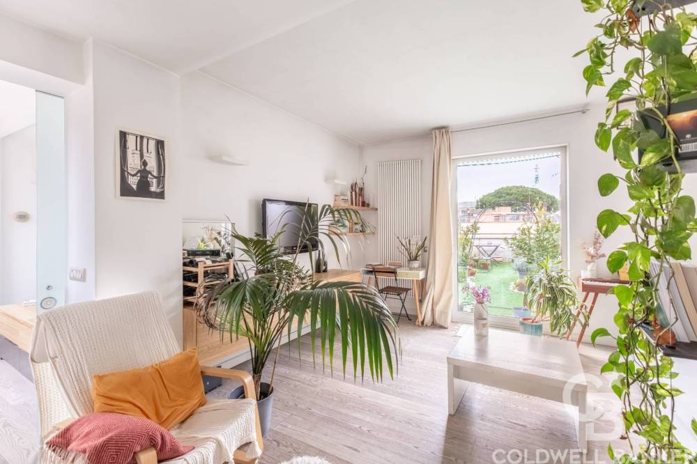 appartamento in vendita a Roma in zona Trastevere