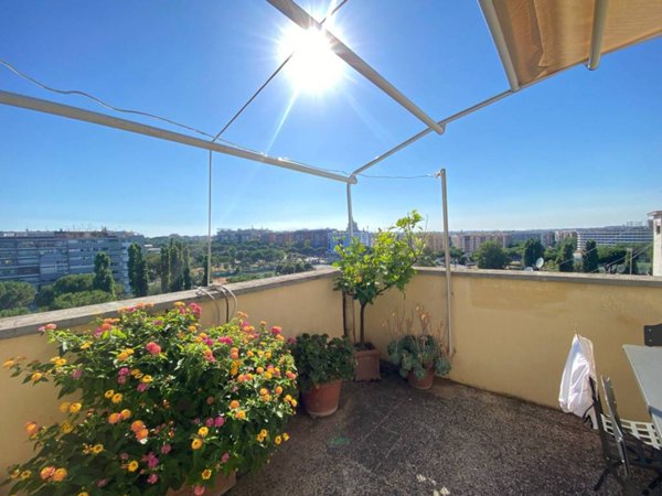 appartamento in vendita a Roma in zona Ardeatino