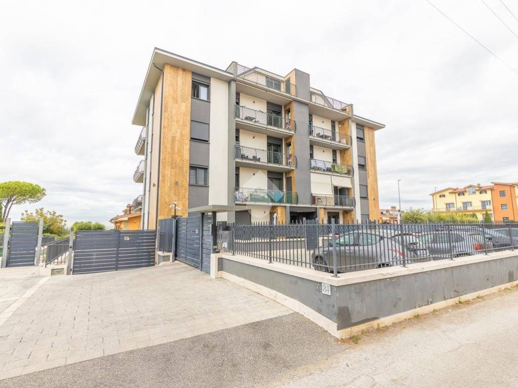 appartamento in vendita a Roma in zona Romanina