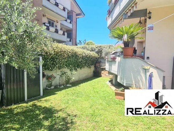 appartamento in vendita a Roma in zona Romanina