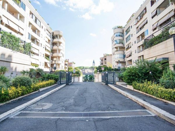 appartamento in vendita a Roma in zona Torrino