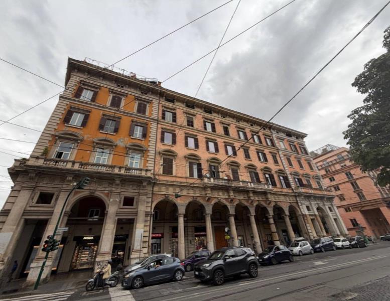 appartamento in vendita a Roma in zona Esquilino