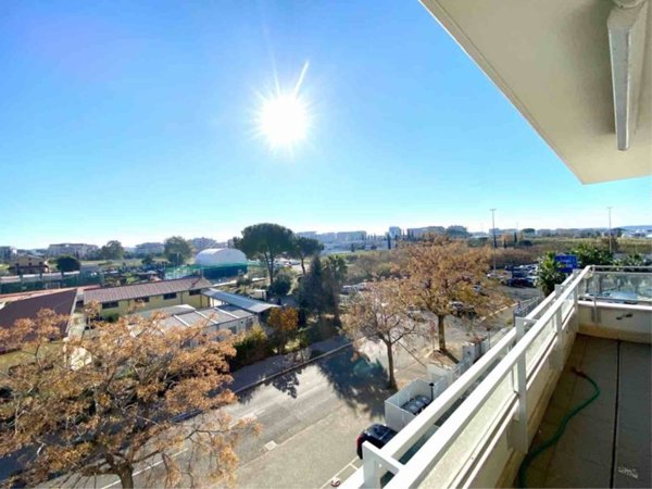 appartamento in vendita a Roma in zona Mezzocammino