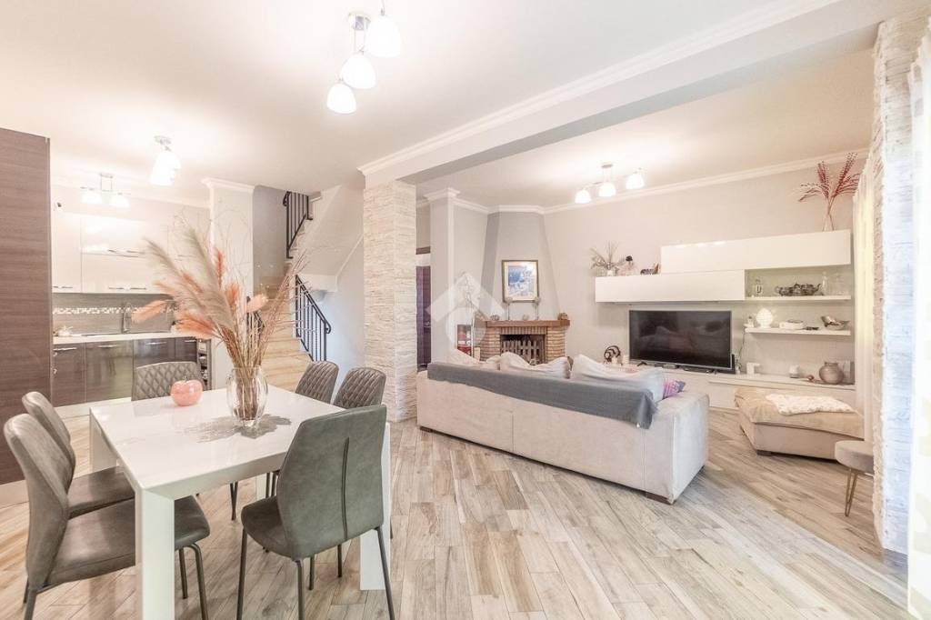 casa indipendente in vendita a Roma in zona Tor Vergata/Torrenova