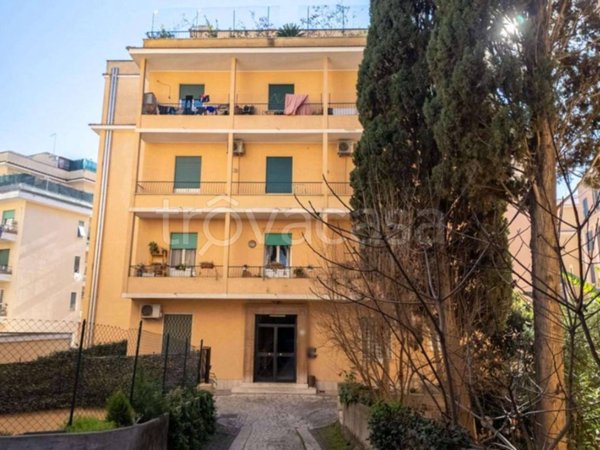 appartamento in vendita a Roma in zona Gianicolense