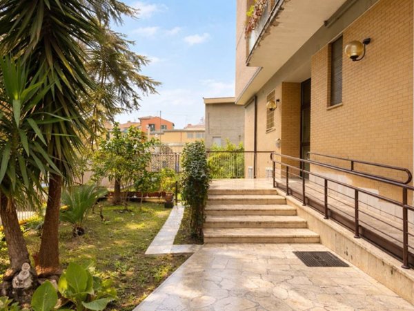 appartamento in vendita a Roma in zona Collatino