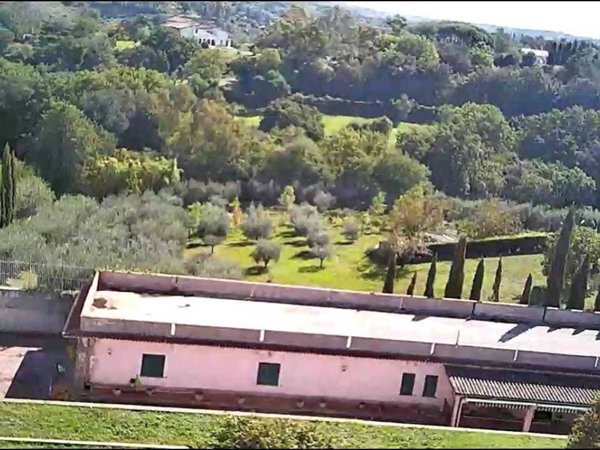 negozio in vendita a Roma in zona Trigoria