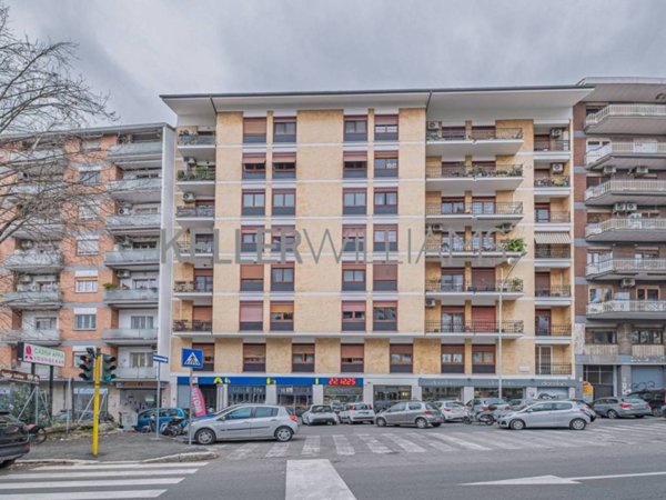 appartamento in vendita a Roma in zona Appio Latino