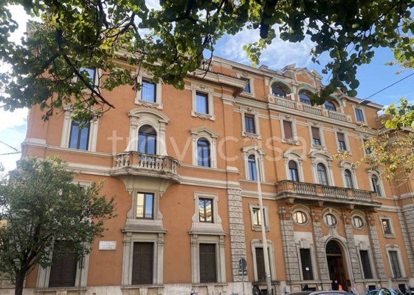 appartamento in vendita a Roma in zona Campo Marzio