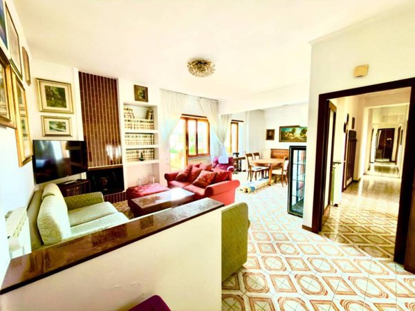 appartamento in vendita a Roma in zona Castel Fusano