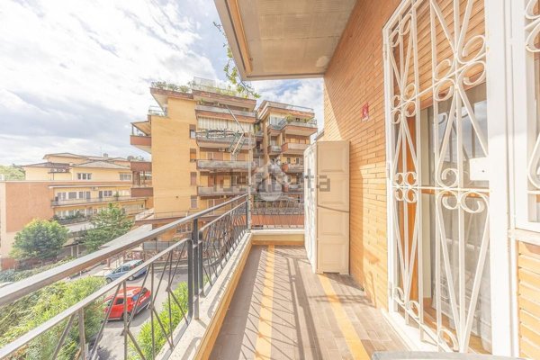 appartamento in vendita a Roma in zona Aurelio