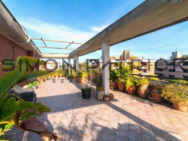 appartamento in vendita a Roma in zona Monte Sacro/Talenti