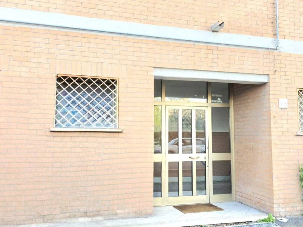 appartamento in vendita a Roma in zona Acilia