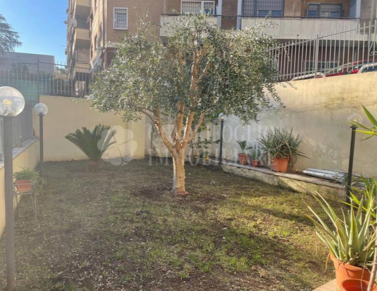 appartamento in vendita a Roma in zona Prenestino-Centocelle