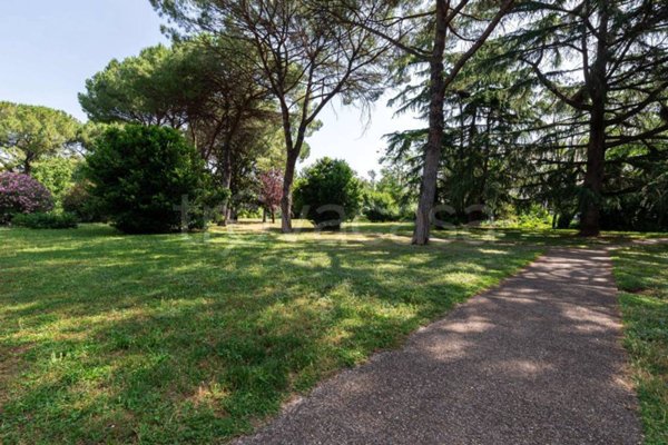 appartamento in vendita a Roma in zona Giuliano Dalmata