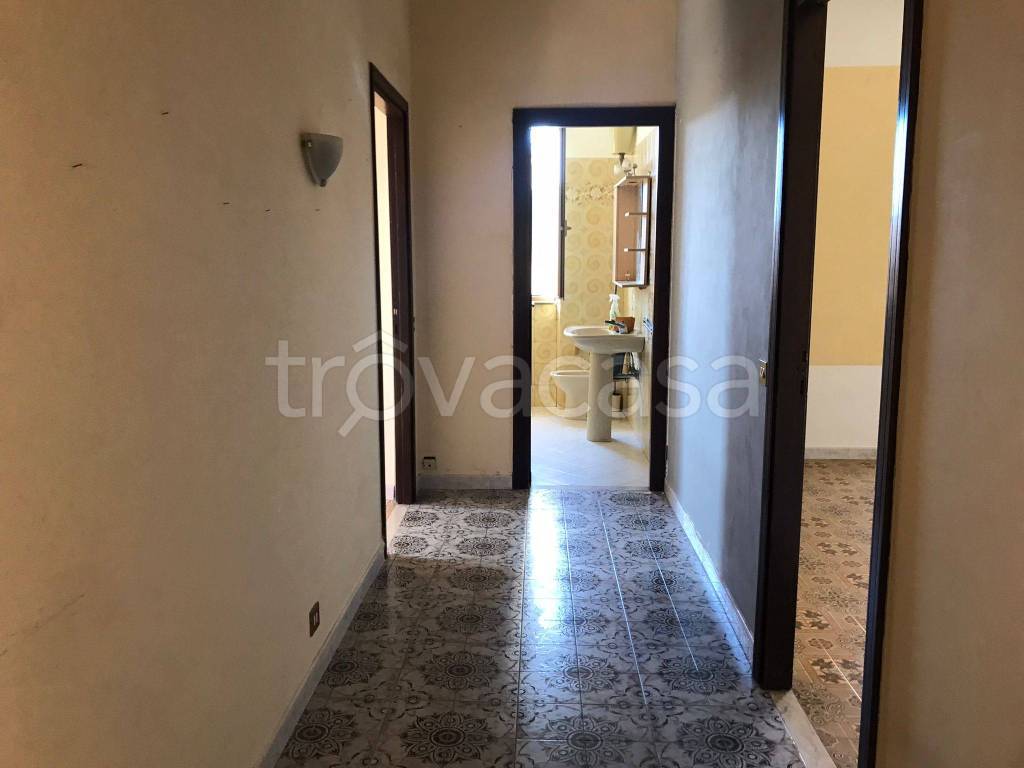 appartamento in vendita a Roma in zona Torre Angela