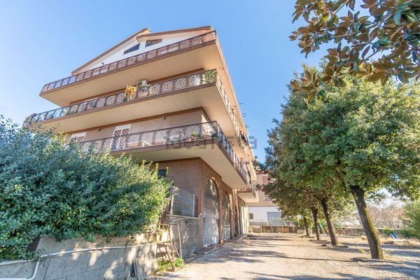 appartamento in vendita a Roma in zona Tor Vergata/Torrenova