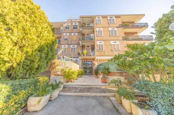 appartamento in vendita a Roma in zona Casal Morena