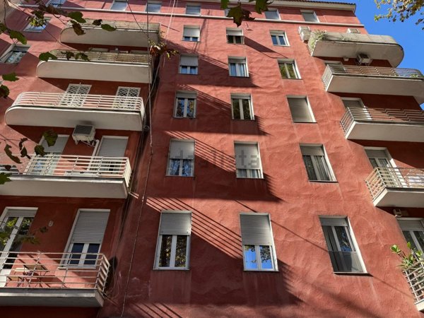 appartamento in vendita a Roma in zona Della Vittoria
