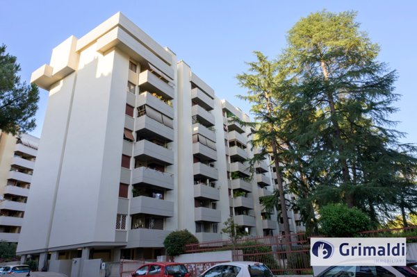 appartamento in vendita a Roma in zona EUR