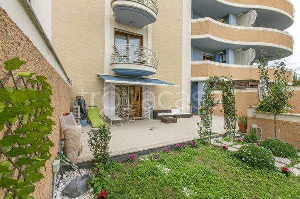 appartamento in vendita a Roma in zona Monte Sacro/Talenti