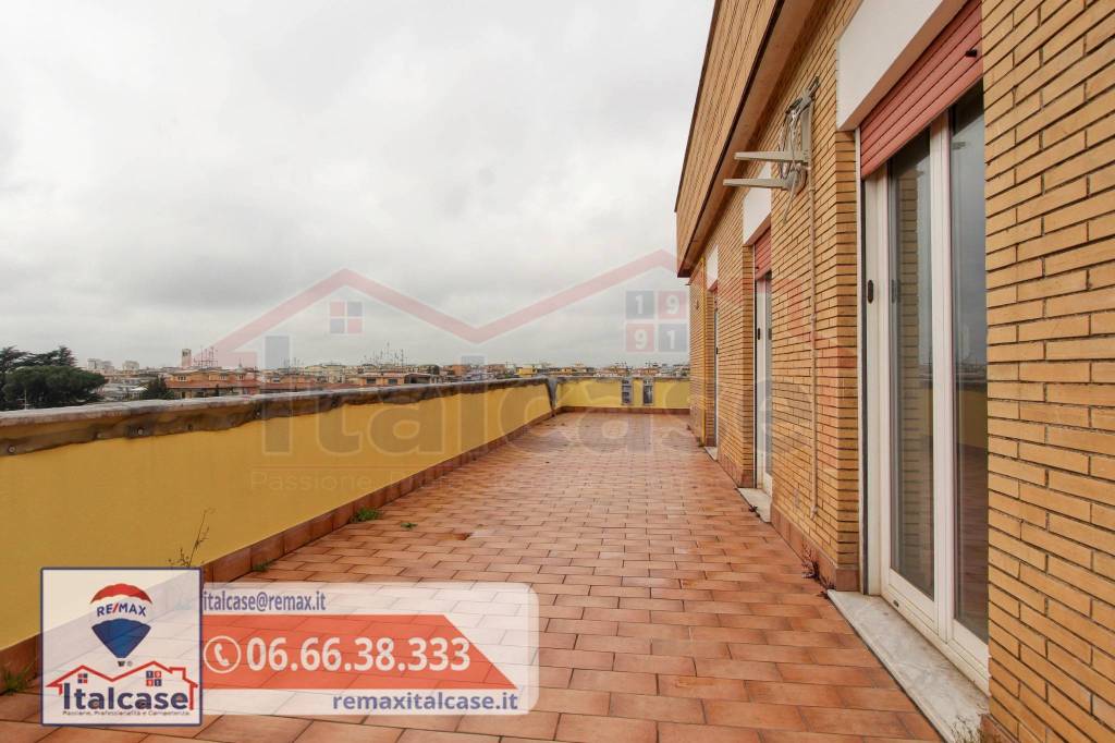 appartamento in vendita a Roma in zona Primavalle