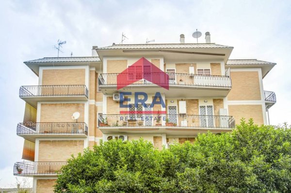 appartamento in vendita a Roma in zona Portuense