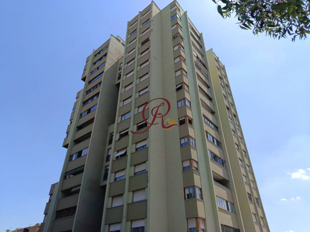 appartamento in vendita a Roma in zona Ostiense